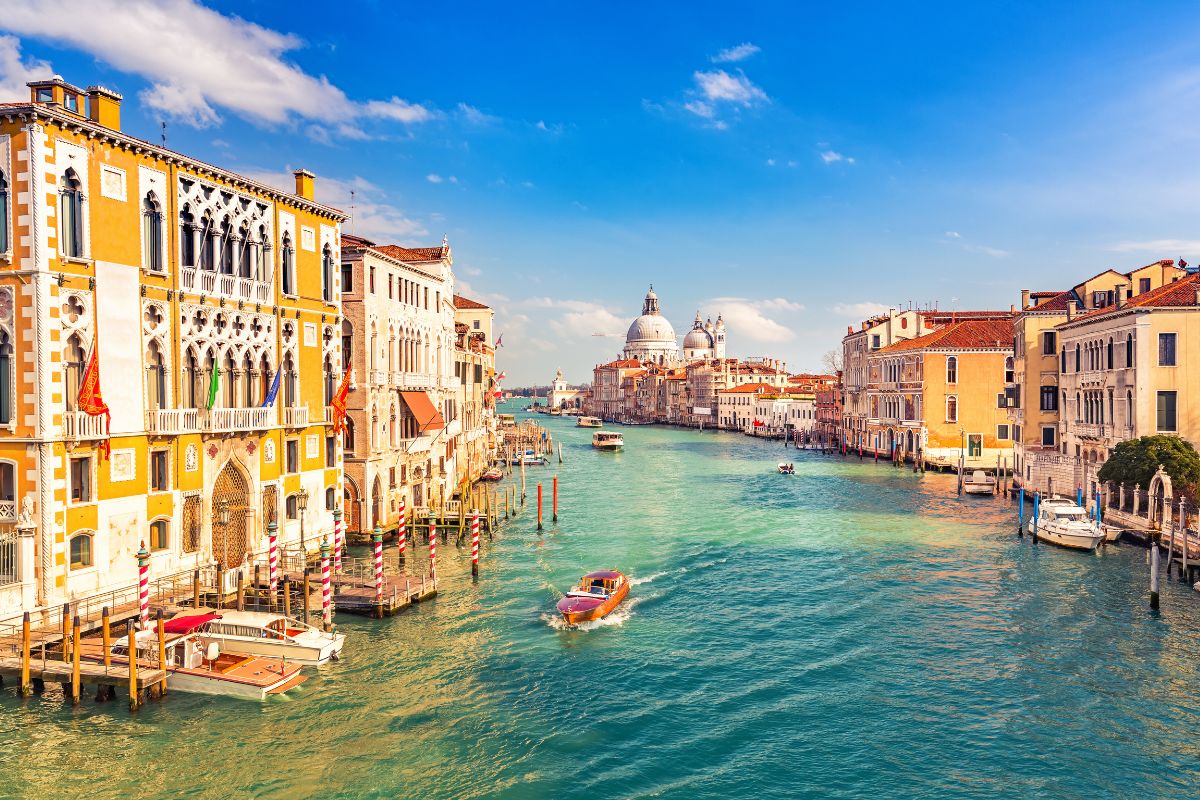 Fréquentation touristique à Venise mois par mois