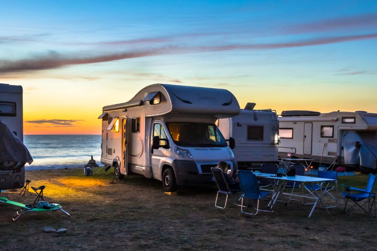 budget voyage camping car